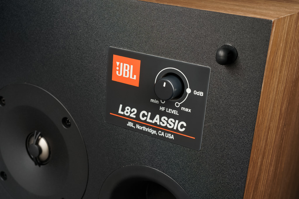 Полочная Акустика JBL L82 Classic