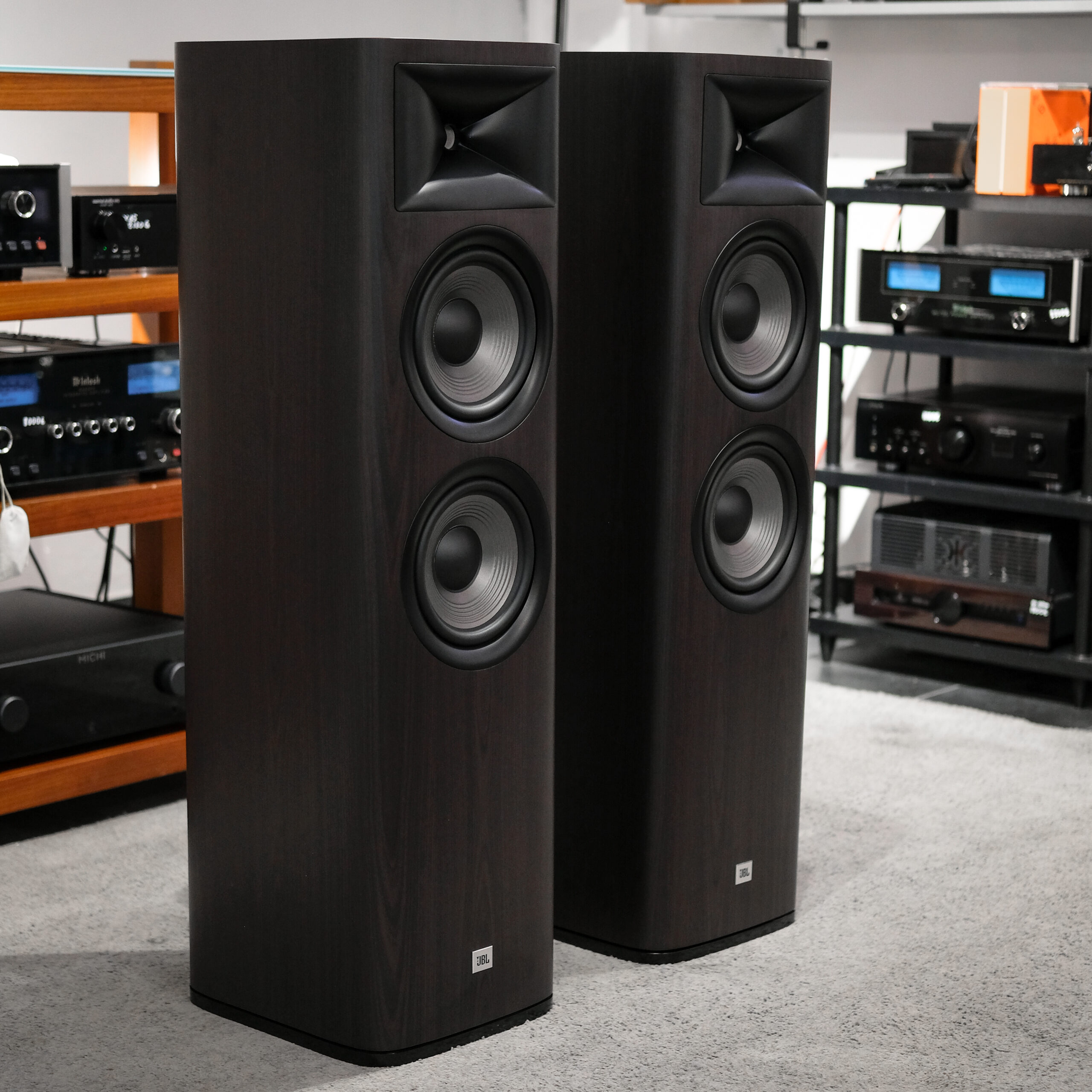 Boxe De Podea JBL Studio 690