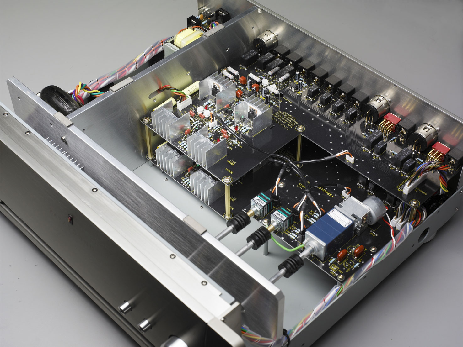 Preamplificator Parasound HALO JC 2 BP